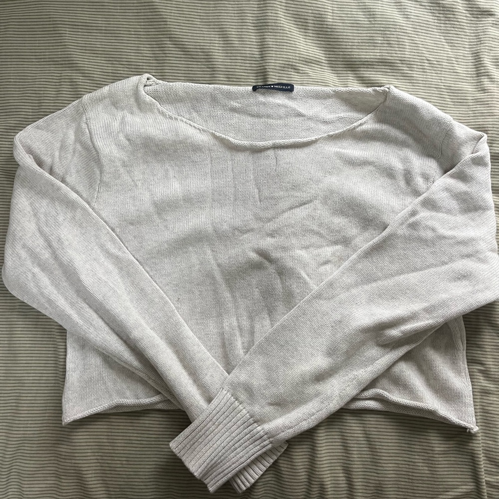 Brandy Melville cropped sweater